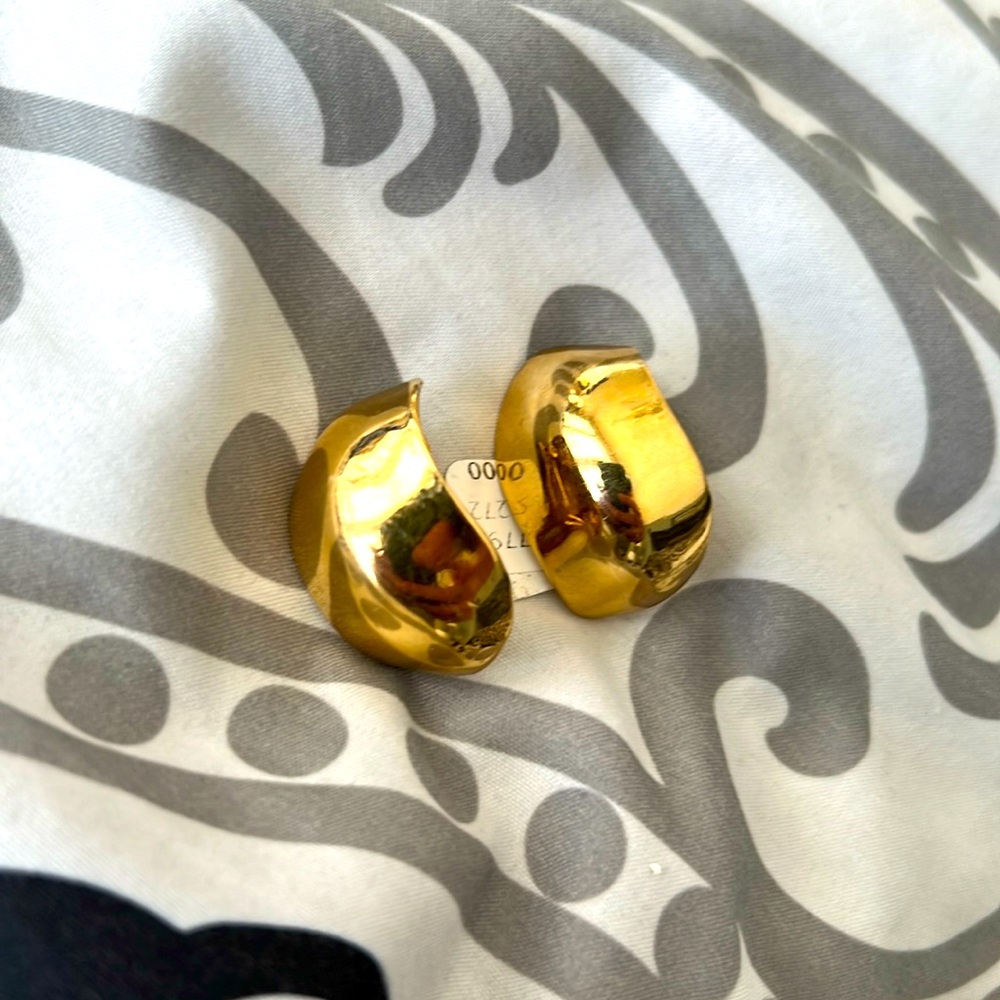 Abstract Gold Clip earrings